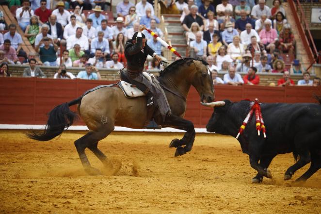 La primera corrida de toros de la Feria de Córdoba, en imágenes