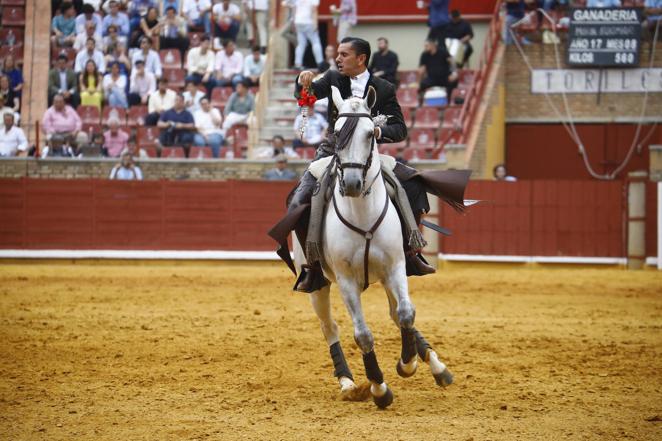 La primera corrida de toros de la Feria de Córdoba, en imágenes