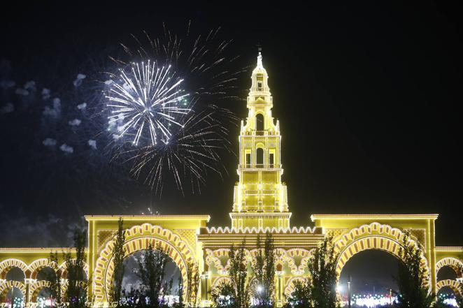 El encendido del alumbrado de la Feria de Córdoba 2022, en imágenes