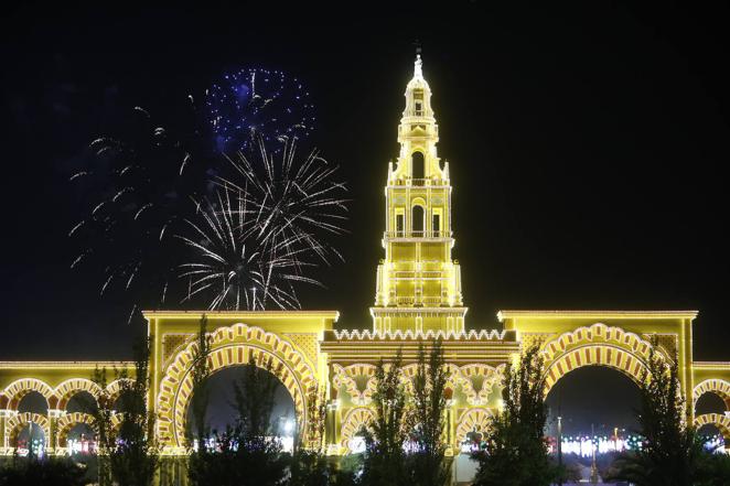 El encendido del alumbrado de la Feria de Córdoba 2022, en imágenes