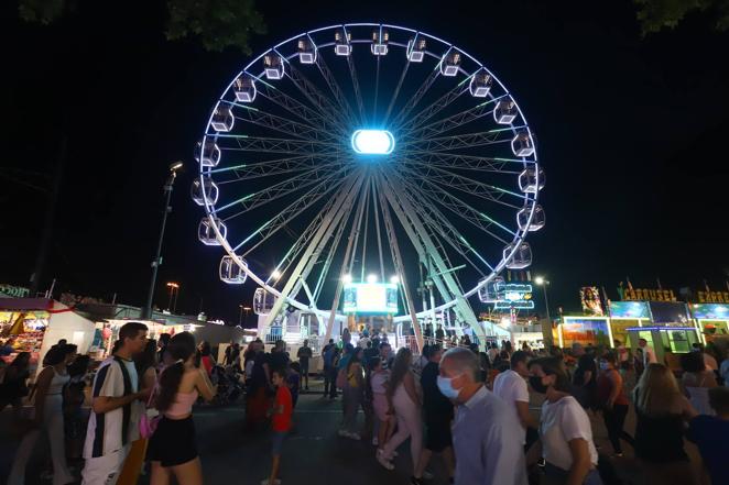 El encendido del alumbrado de la Feria de Córdoba 2022, en imágenes