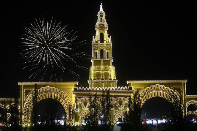 El encendido del alumbrado de la Feria de Córdoba 2022, en imágenes