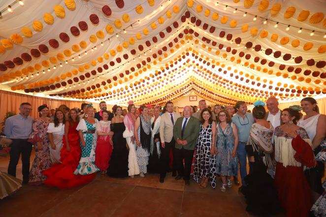 En imágenes, el ambiente de las casetas el primer sábado de la Feria de Córdoba