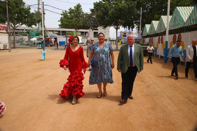 En imágenes, el ambiente de las casetas el primer sábado de la Feria de Córdoba