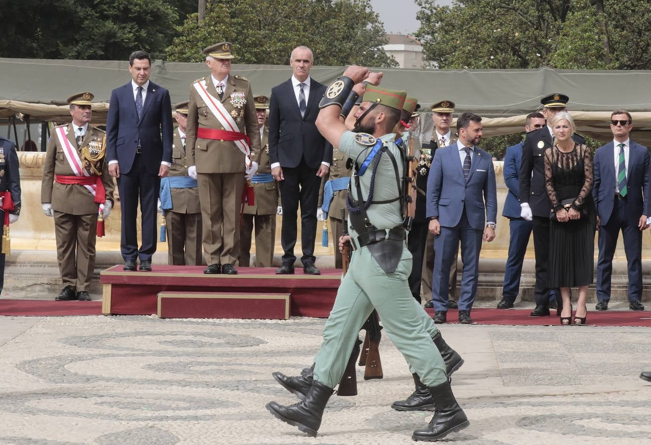 En imágenes, jura de bandera en la Plaza España