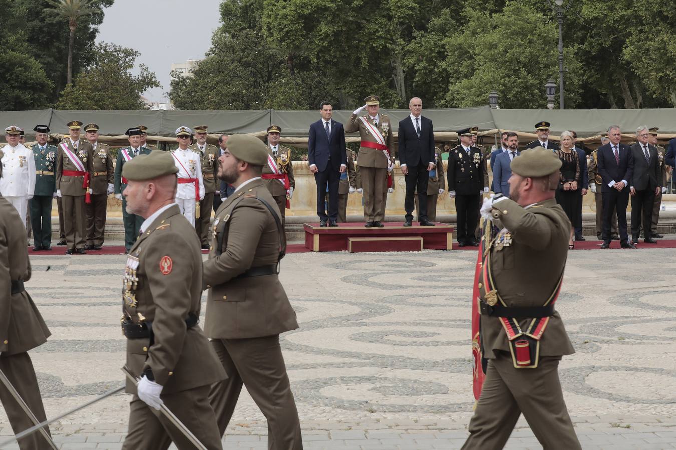 En imágenes, jura de bandera en la Plaza España