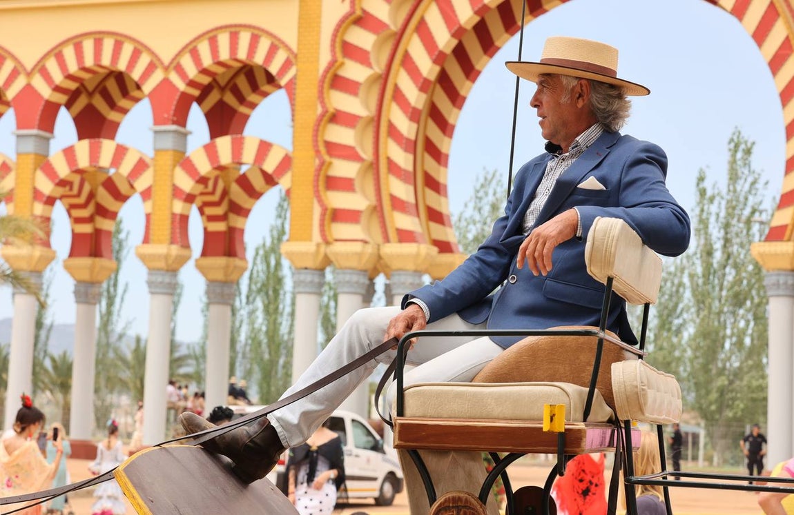 El familiar ambiente del domingo de Feria de Córdoba, en imágenes