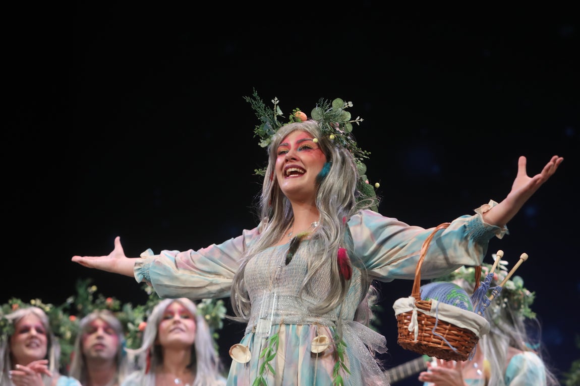 Fotos: comparsa &#039;La creadora&#039; en el COAC 2022