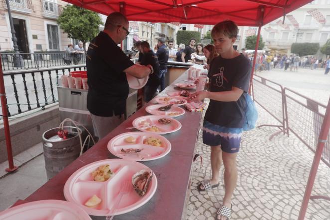 Fotos: Gran ambiente de Carnaval en San Antonio en la XXXV Ostionada Popular