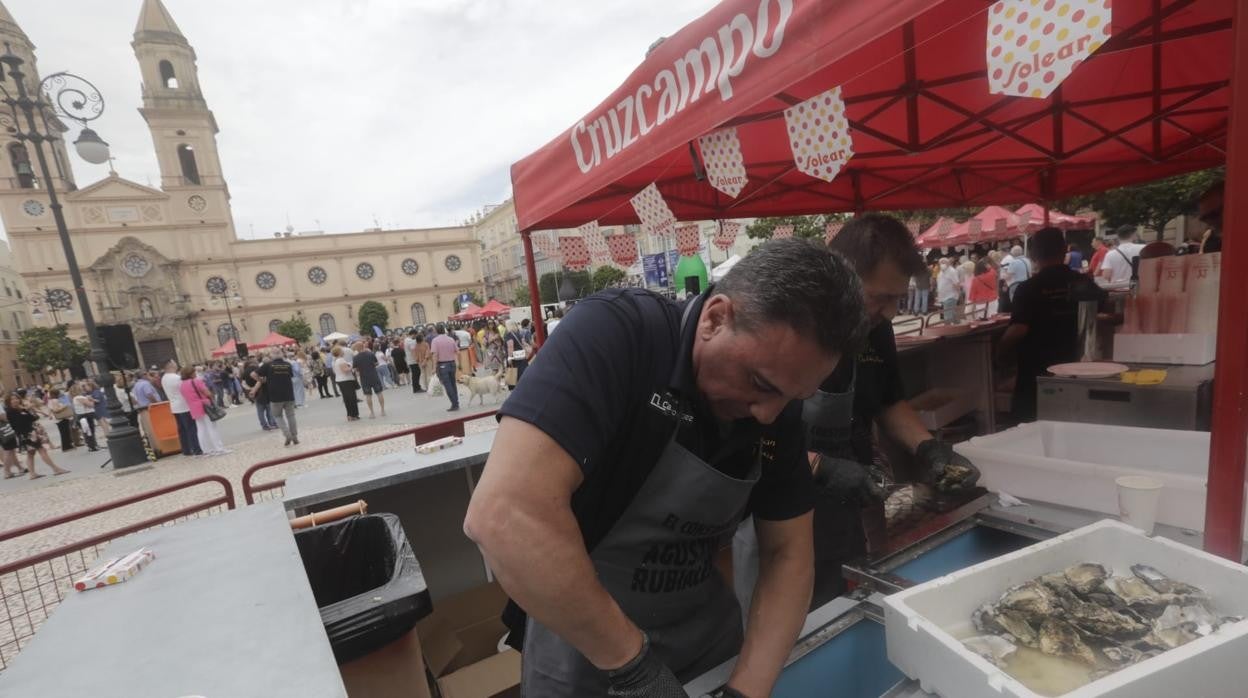 Fotos: Gran ambiente de Carnaval en San Antonio en la XXXV Ostionada Popular