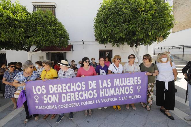 La conmoción en Montemayor por el asesinato de una joven, en imágenes