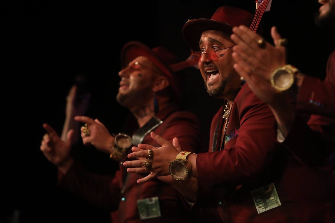 Fotos: Chirigota Los falis en el COAC 2022. Carnaval de Cádiz