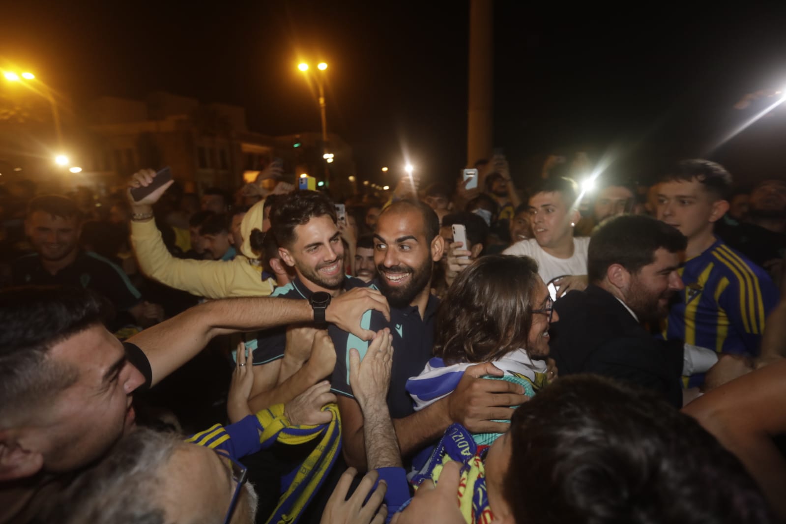 La celebración del Cádiz CF con su afición en imágenes