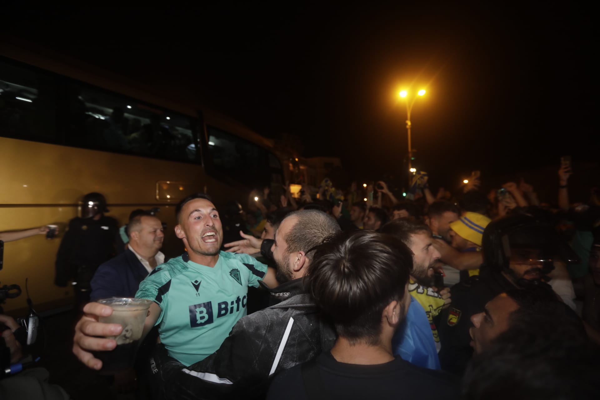 La celebración del Cádiz CF con su afición en imágenes