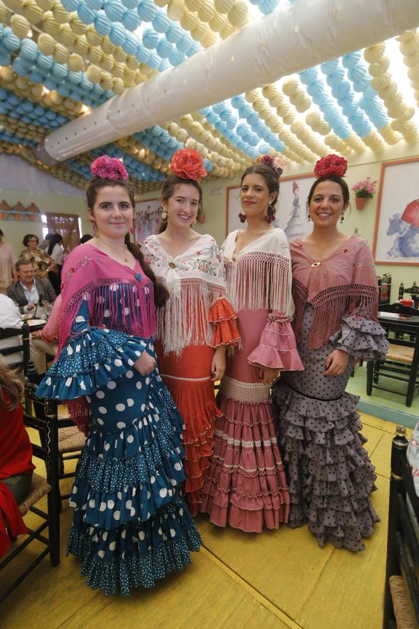 Feria de Córdoba 2022 | El pujante ambiente de las casetas el martes, en imágenes