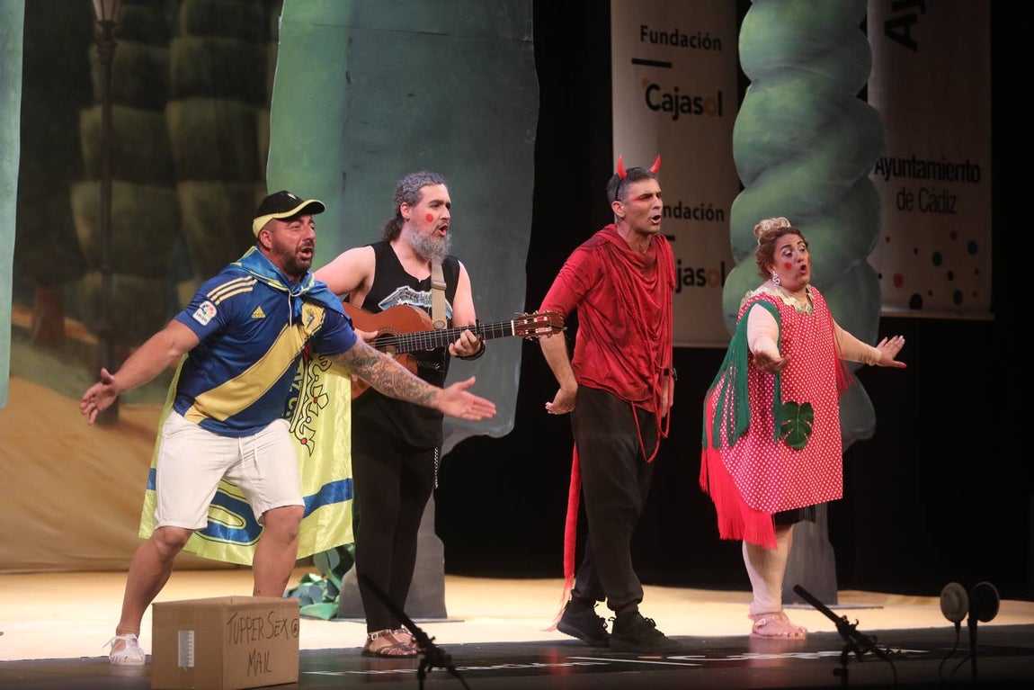 Fotos: Cuarteto &#039;Al Edén que le den&#039; en el COAC 2022. Carnaval de Cádiz