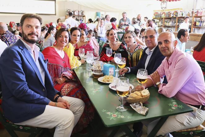 Feria de Córdoba 2022 | El intenso ambiente de las casetas del miércoles, en imágenes