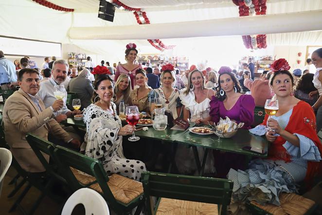 Feria de Córdoba 2022 | El intenso ambiente de las casetas del miércoles, en imágenes