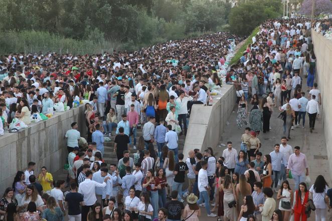 Feria de Córdoba 2022 | El botellón en el Balcón del Guadalquivir, en imágenes