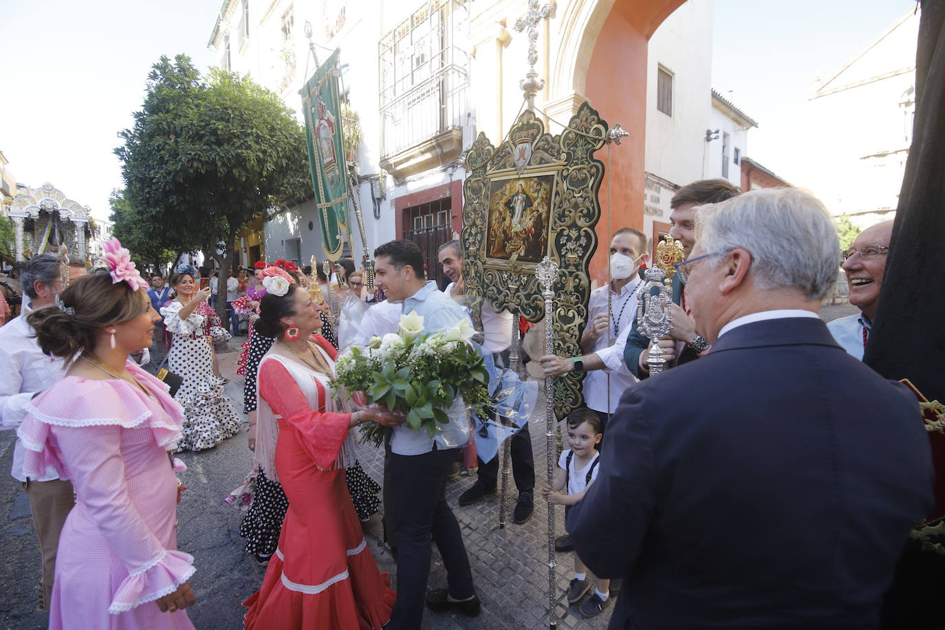 La belleza de la salida de la Hermandad del Rocío de Córdoba, en imágenes