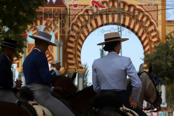 El excelente ambiente del sábado en la Feria de Córdoba, en imágenes