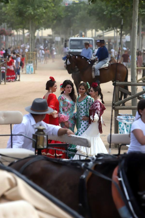 El excelente ambiente del sábado en la Feria de Córdoba, en imágenes