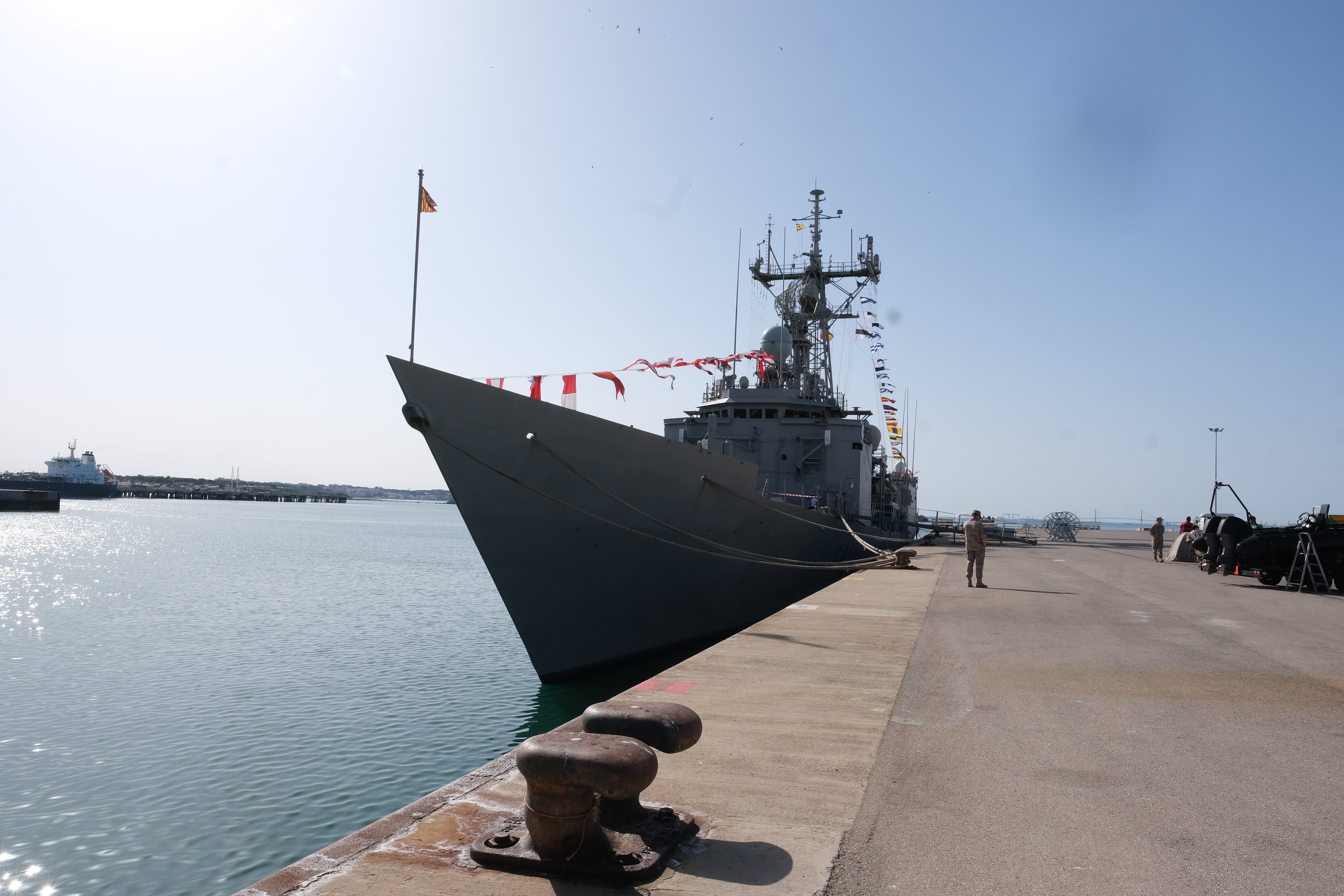 En imágenes: Día de las Fuerzas Armadas en Cádiz