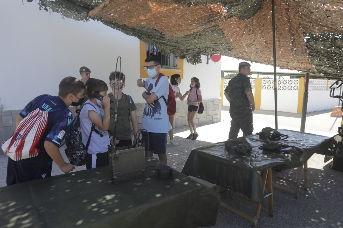 En imágenes: Día de las Fuerzas Armadas en Cádiz