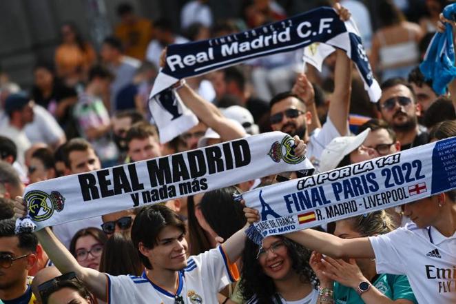 El Real Madrid celebra la Champions con la afición, en imágenes