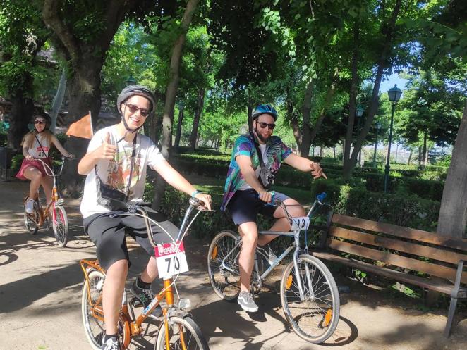 En imágenes: Toledo celebra la I Ruta de Bici Clásica