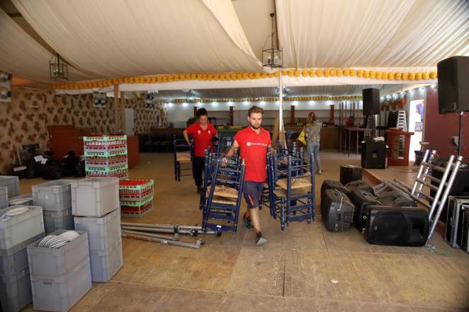 El desmontaje de la Feria de Córdoba, en imágenes