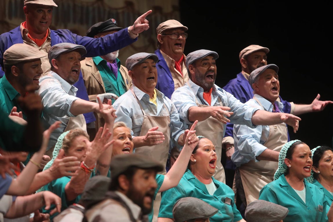 Fotos: Coro &#039;La fábrica de conservas&#039; en el COAC 2022. Carnaval de Cádiz