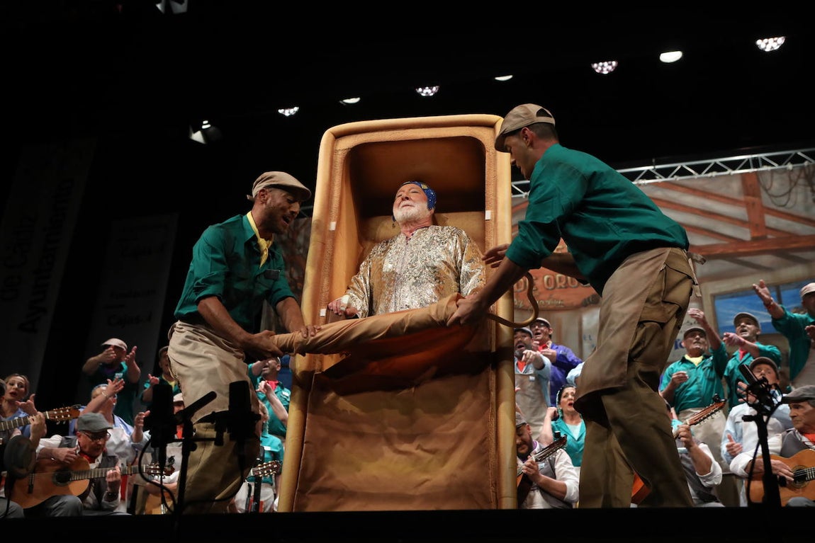 Fotos: Coro &#039;La fábrica de conservas&#039; en el COAC 2022. Carnaval de Cádiz