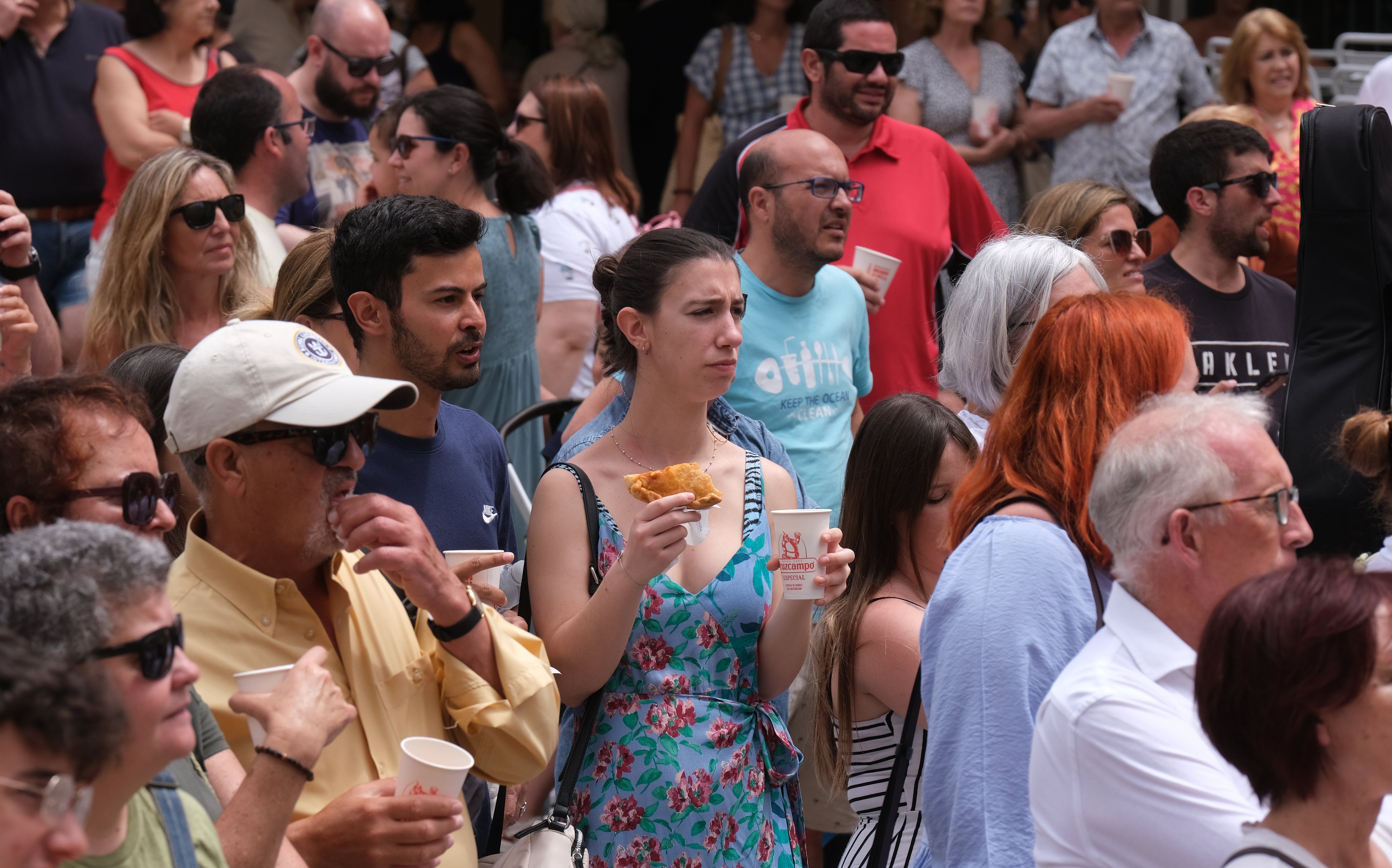 En imágenes: Primera Empanada Popular en la Plaza de la Catedral