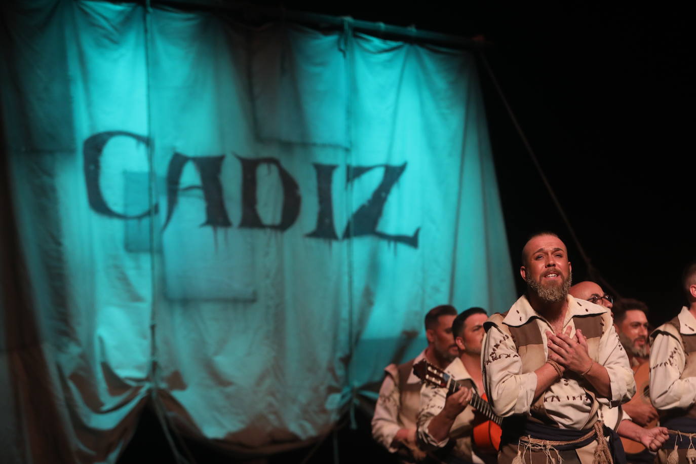 Fotos: Comparsa &#039;Los veleros&#039; en el COAC 2022. Carnaval de Cádiz