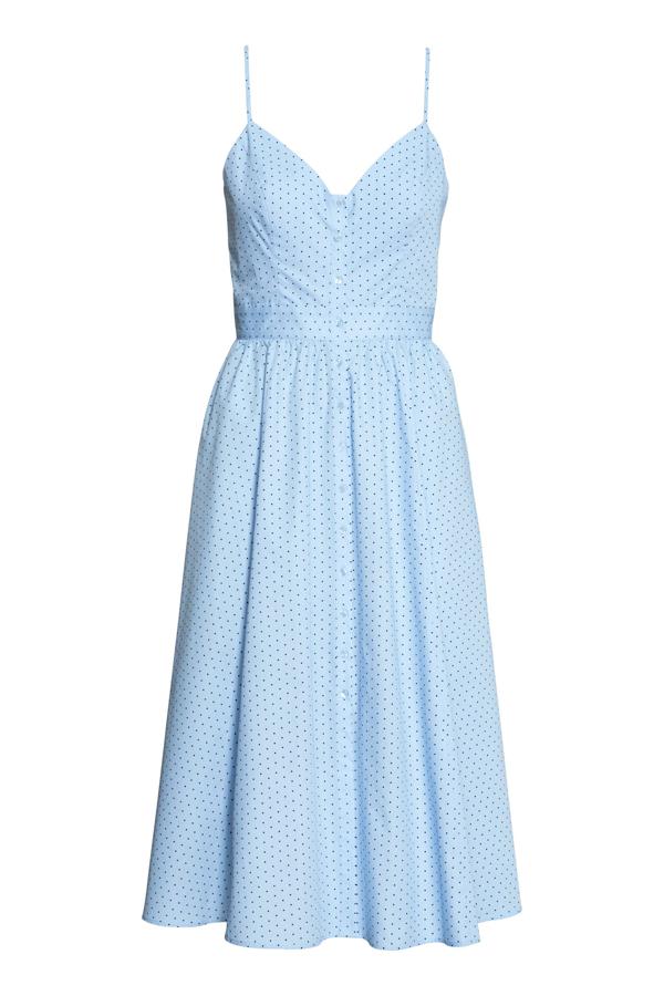 Vestido de H&amp;M. Diseño con tirante fino, cintura ajustada y falda de vuelo. Precio: 27,99€