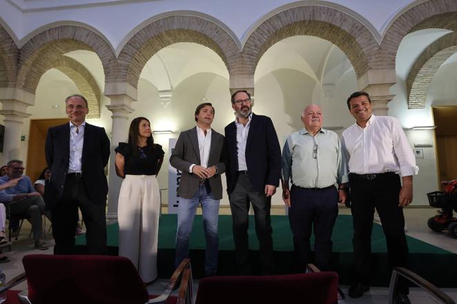 El balance del delegado del Gobierno andaluz en Córdoba, en imágenes