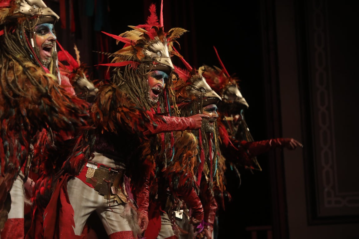 Fotos: Comparsa Los renacidos en el COAC 2022. Carnaval de Cádiz