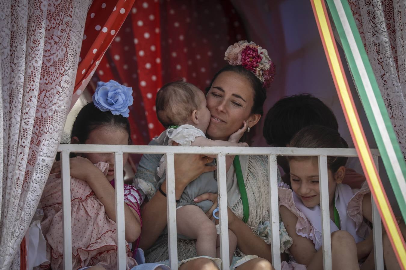 Presentación de las hermandades más antiguas ante la Virgen del Rocío