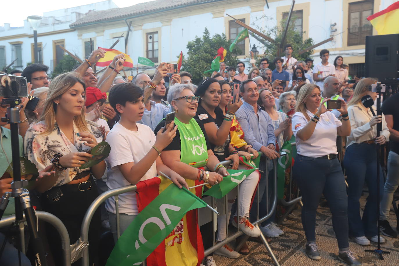 El mitin de Abascal y Olona (Vox) en Córdoba, en imágenes