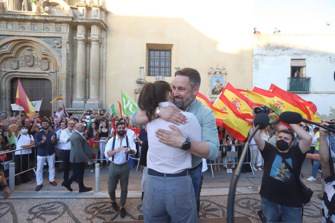 El mitin de Abascal y Olona (Vox) en Córdoba, en imágenes