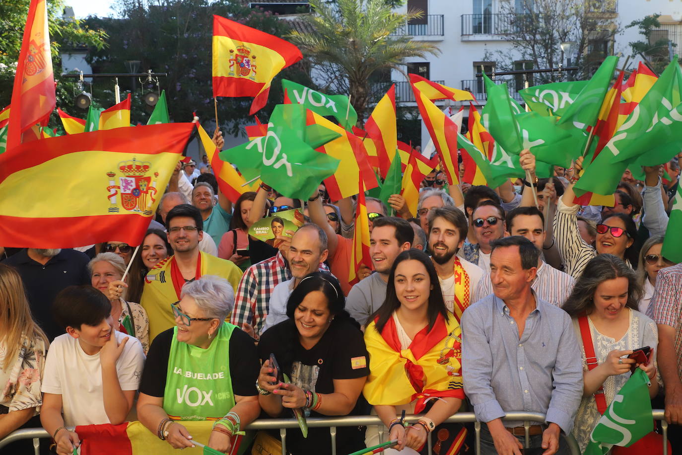 El mitin de Abascal y Olona (Vox) en Córdoba, en imágenes