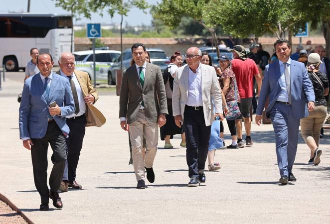 La visita de Juan Manuel Moreno a Córdoba, en imágenes