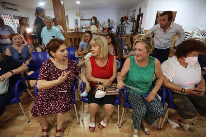 La visita de Juan Manuel Moreno a Córdoba, en imágenes