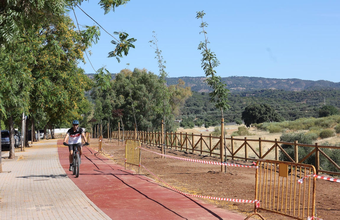 La finalización de la urbanizacion de Mirabueno de Córdoba, en imágenes