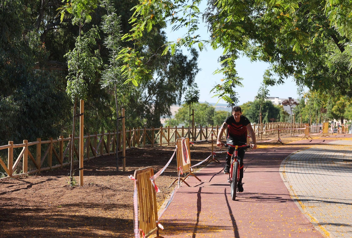 La finalización de la urbanizacion de Mirabueno de Córdoba, en imágenes