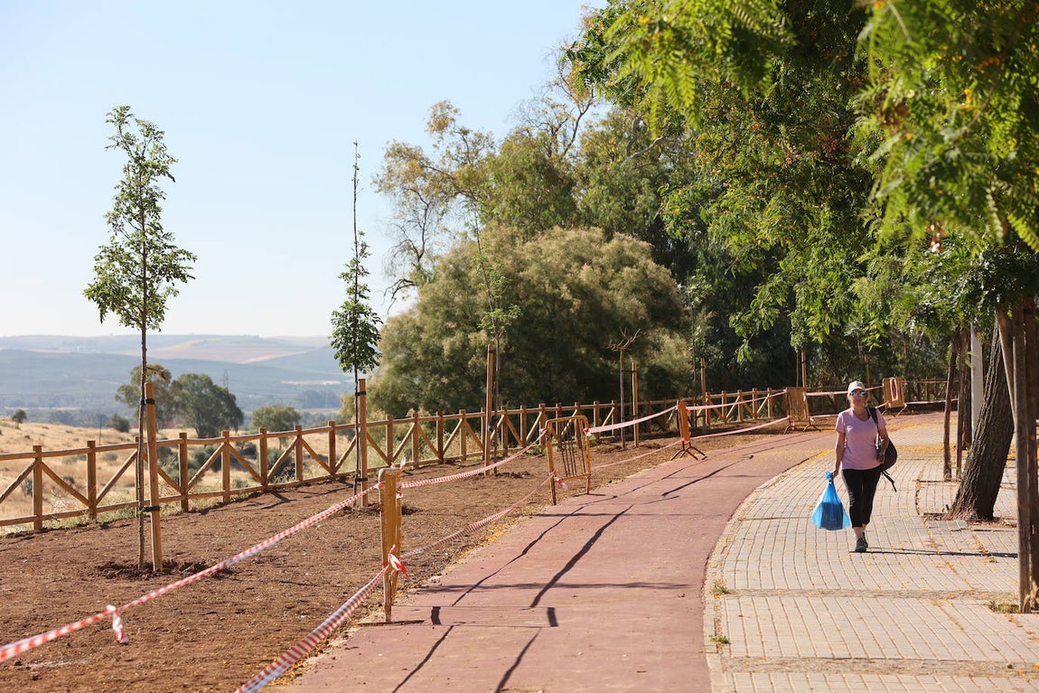 La finalización de la urbanizacion de Mirabueno de Córdoba, en imágenes