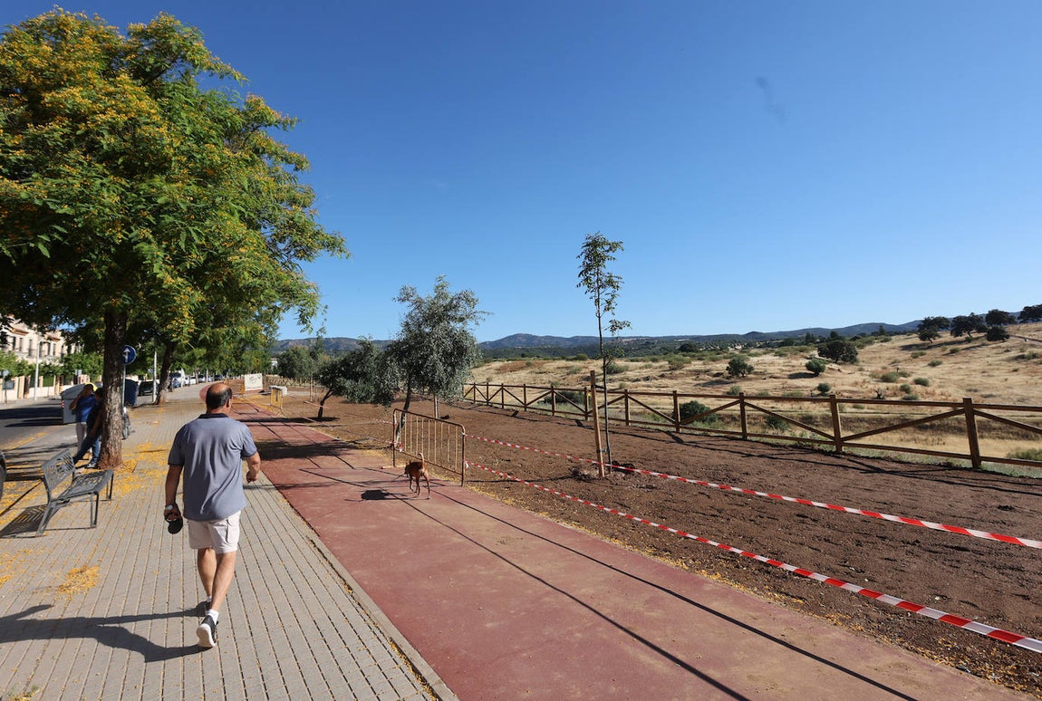 La finalización de la urbanizacion de Mirabueno de Córdoba, en imágenes