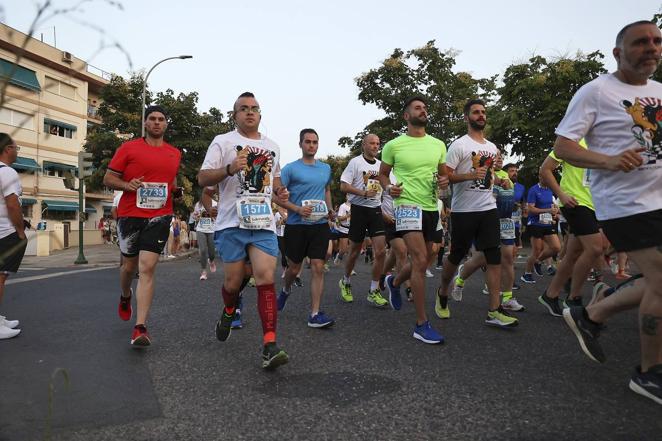 Las mejores imágenes de la Carrera Nocturna Trotacalles en Córdoba