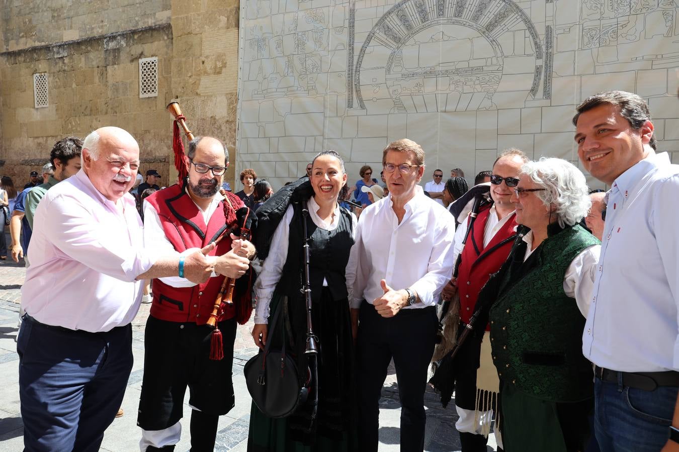 El acto de Feijóo en Córdoba, en imágenes